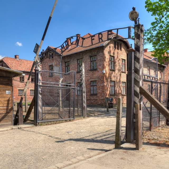 Auschwitz Birkenau – transfer 